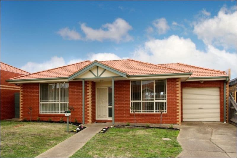 4 Yiota Place, SYDENHAM VIC 3037, Sydenham - Image 1