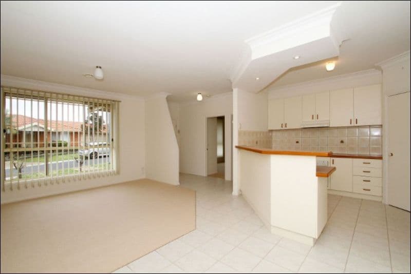 4 Yiota Place, SYDENHAM VIC 3037, Sydenham - Thumbnail 2