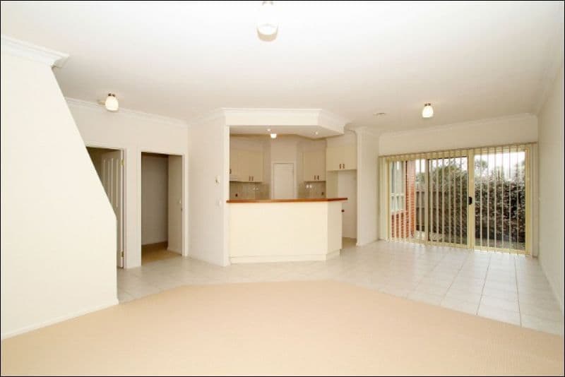 4 Yiota Place, SYDENHAM VIC 3037, Sydenham - Thumbnail 4