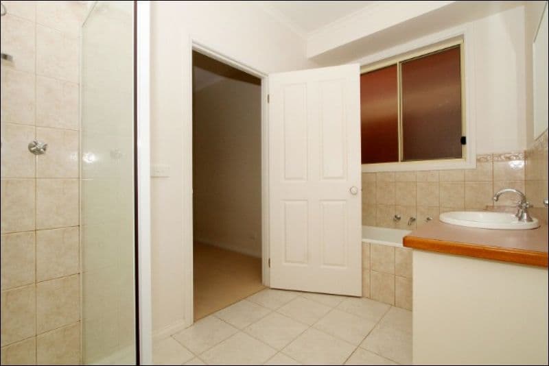 4 Yiota Place, SYDENHAM VIC 3037, Sydenham - Thumbnail 7