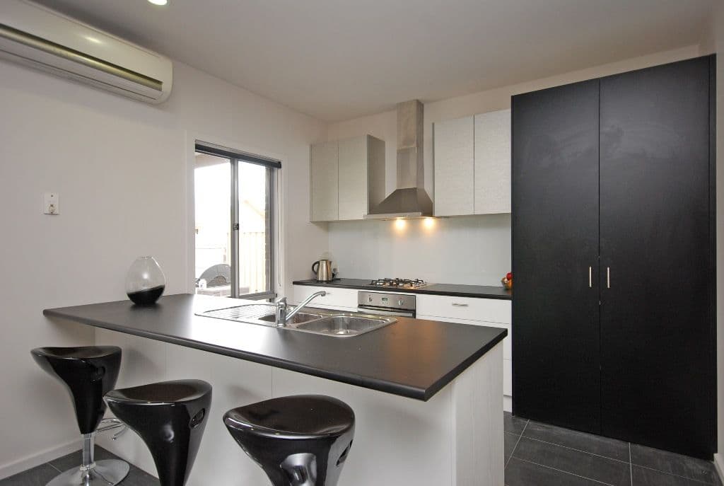 6A Linaker Lane, GOLDEN POINT VIC 3350, Golden Point - Thumbnail 4