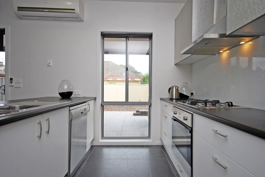 6A Linaker Lane, GOLDEN POINT VIC 3350, Golden Point - Thumbnail 5