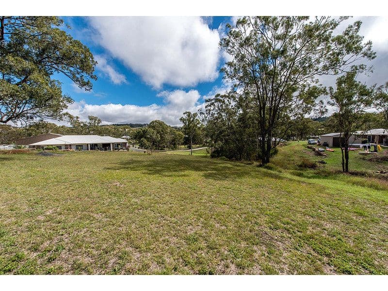 13 Acacia Avenue, Top Camp - Image 1