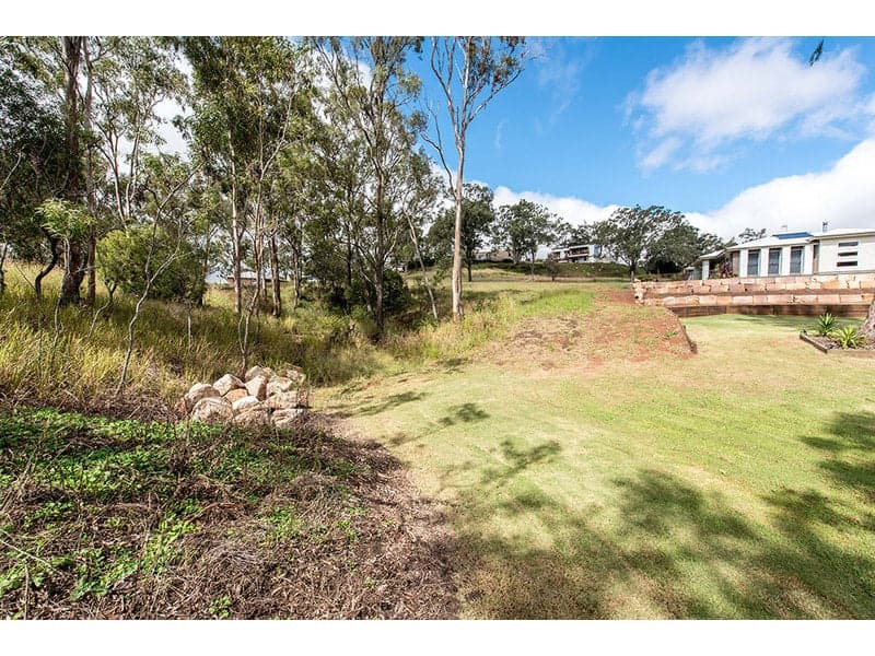 13 Acacia Avenue, Top Camp - Thumbnail 2
