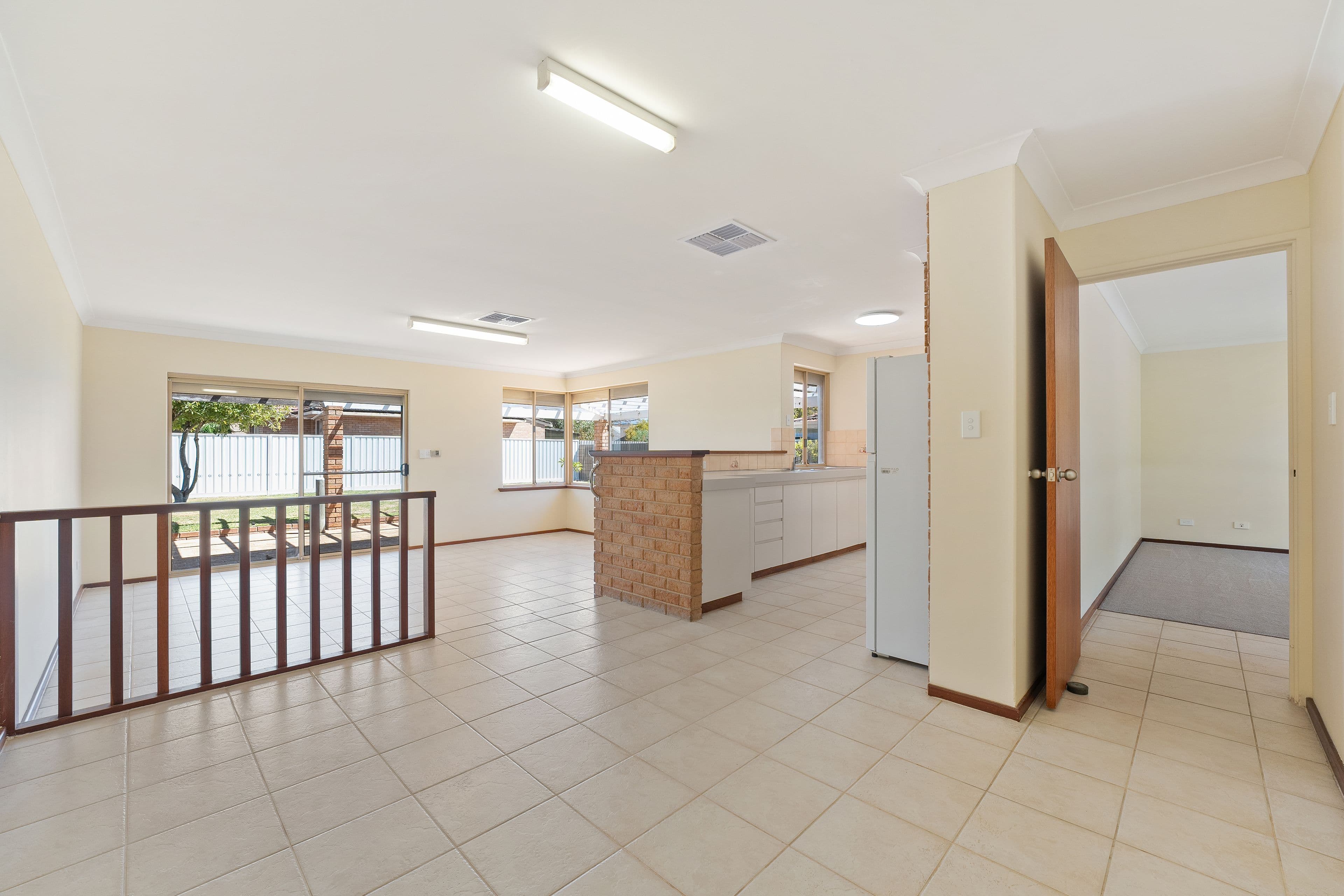 24 Lewington Street, Rockingham WA 6168, Rockingham - Thumbnail 7