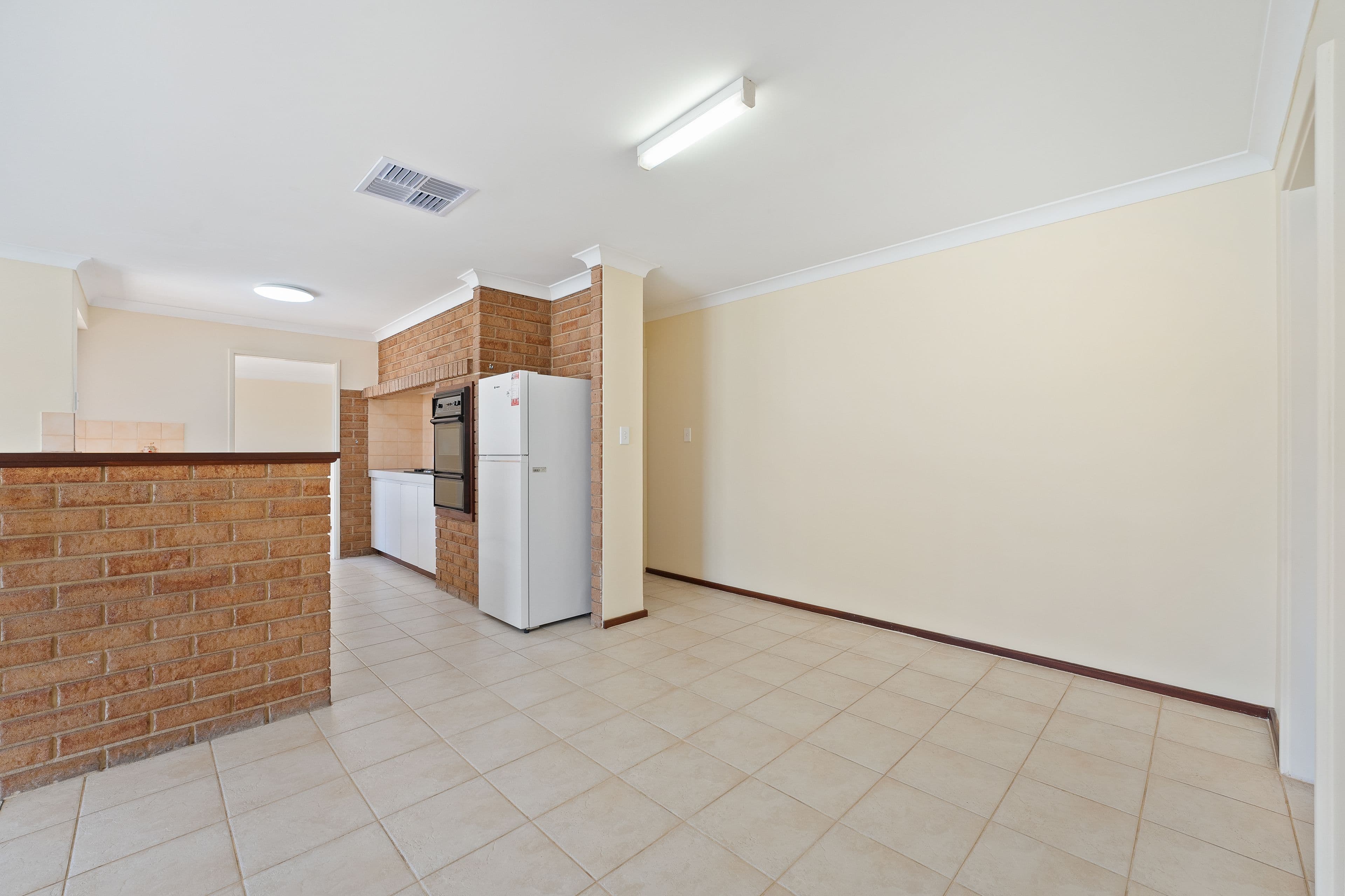 24 Lewington Street, Rockingham WA 6168, Rockingham - Thumbnail 8