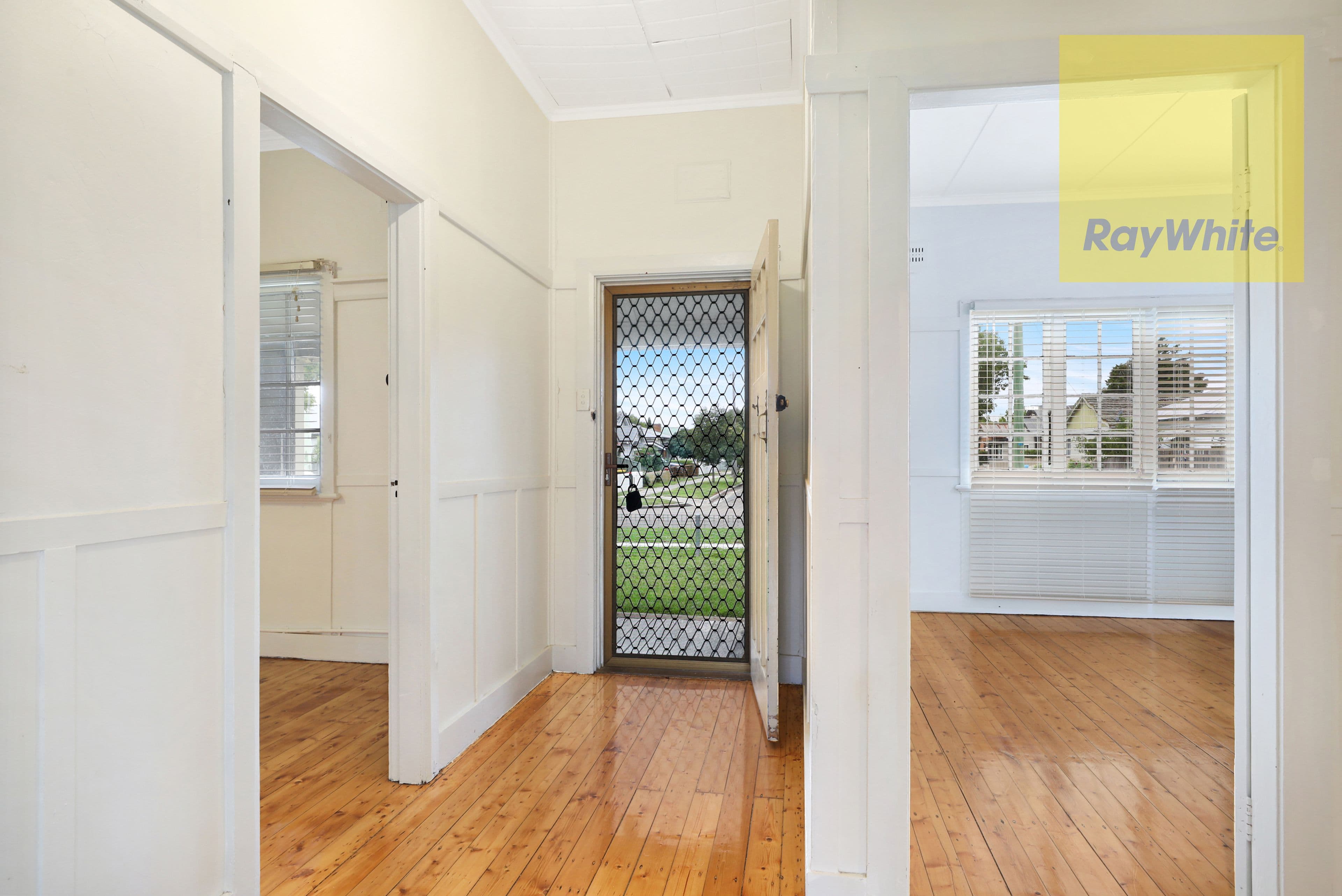 6 Gibson Street, Goulburn NSW 2580, Goulburn - Thumbnail 2
