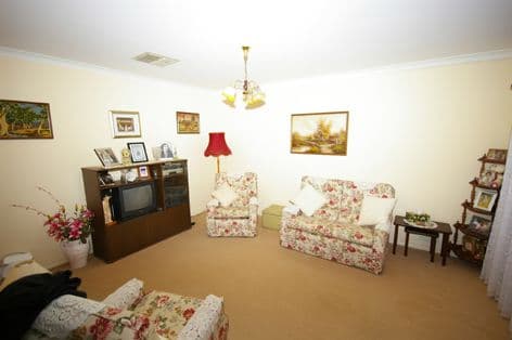 6 Fragrant Garden, MIRRABOOKA WA 6061, Mirrabooka - Thumbnail 4