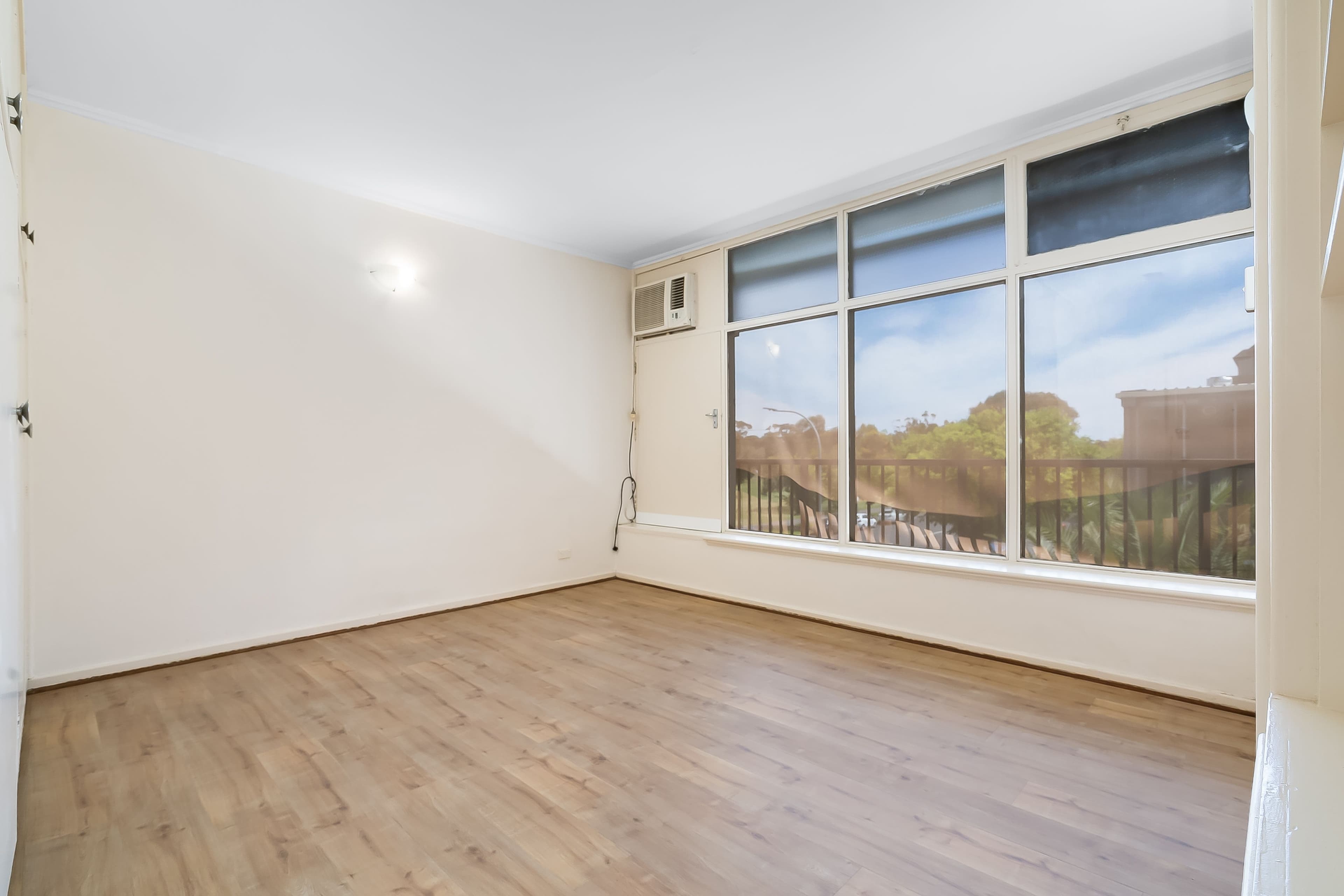 26 South Terrace, Adelaide SA 5000, Adelaide - Thumbnail 4