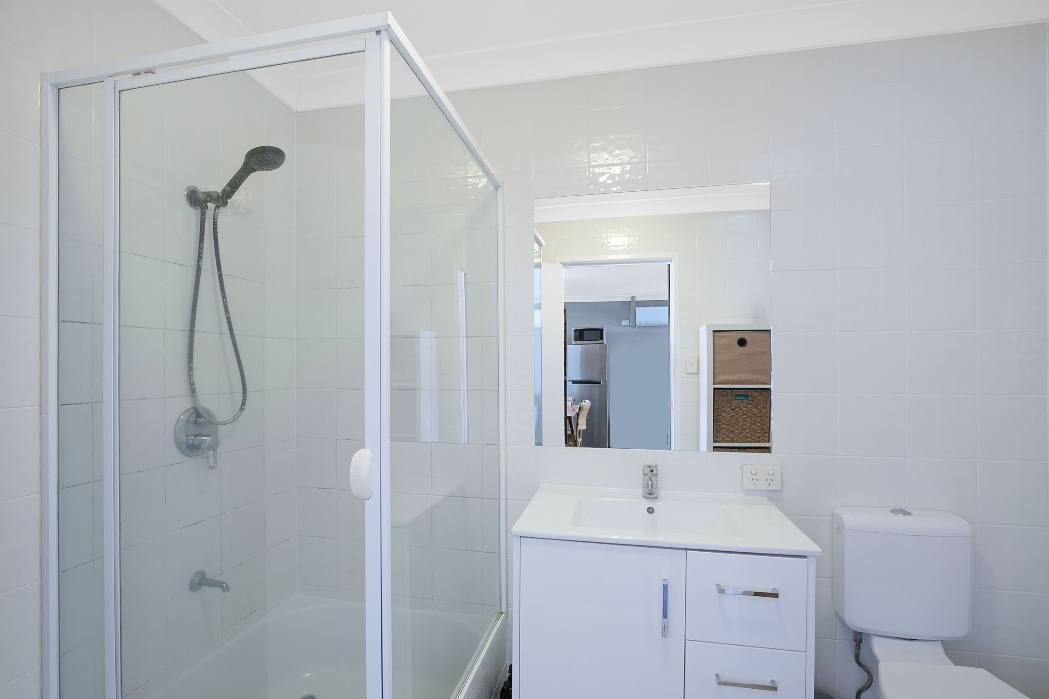 574 Kingsford Smith Drive, Hamilton QLD 4007, Hamilton - Thumbnail 8
