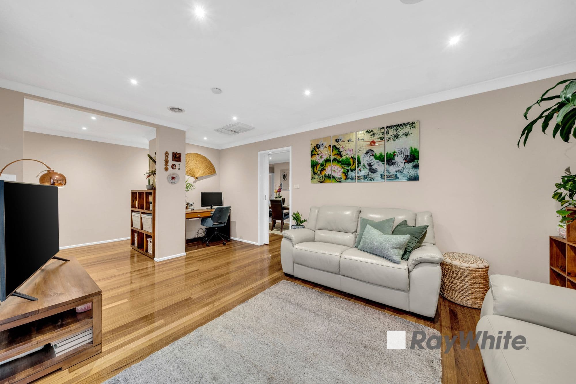 10 Guildford Crescent, Narre Warren VIC 3805, Narre Warren - Thumbnail 4