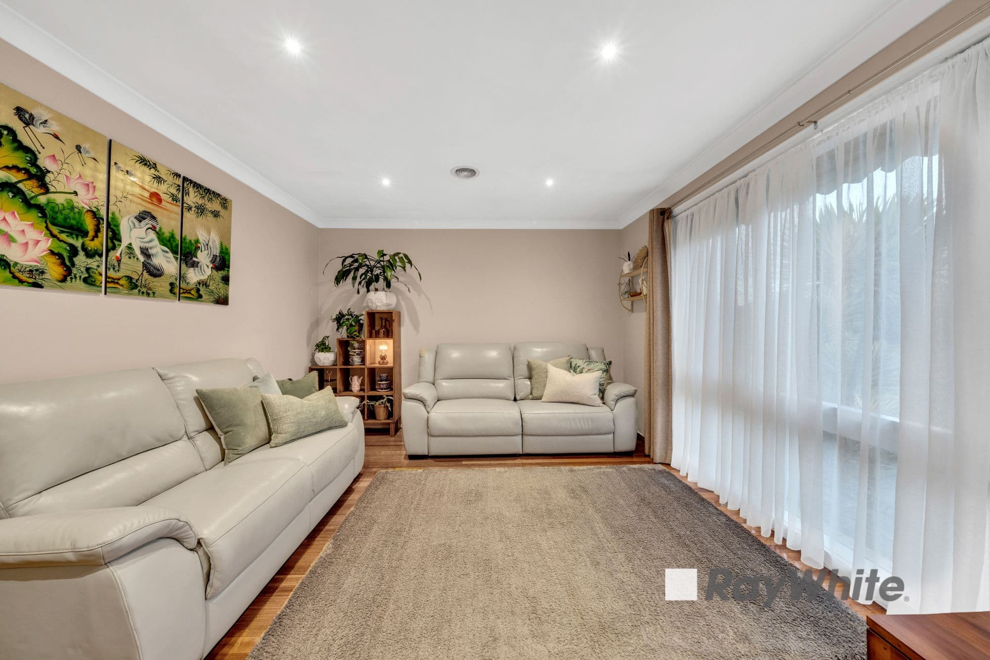 10 Guildford Crescent, Narre Warren VIC 3805, Narre Warren - Thumbnail 5