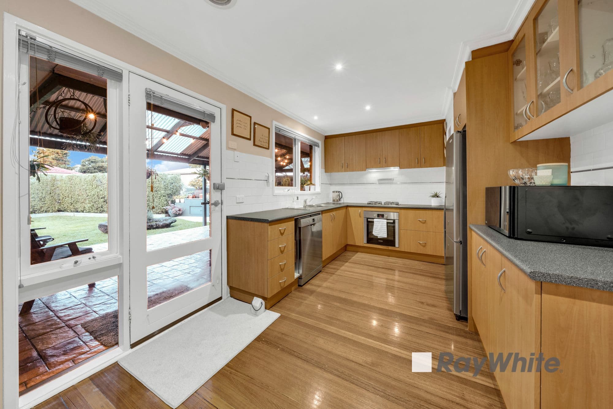 10 Guildford Crescent, Narre Warren VIC 3805, Narre Warren - Thumbnail 7