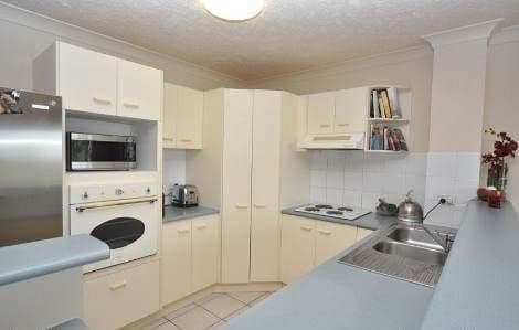 11-19 Taylor Street, BIGGERA WATERS QLD 4216, Biggera Waters - Thumbnail 6