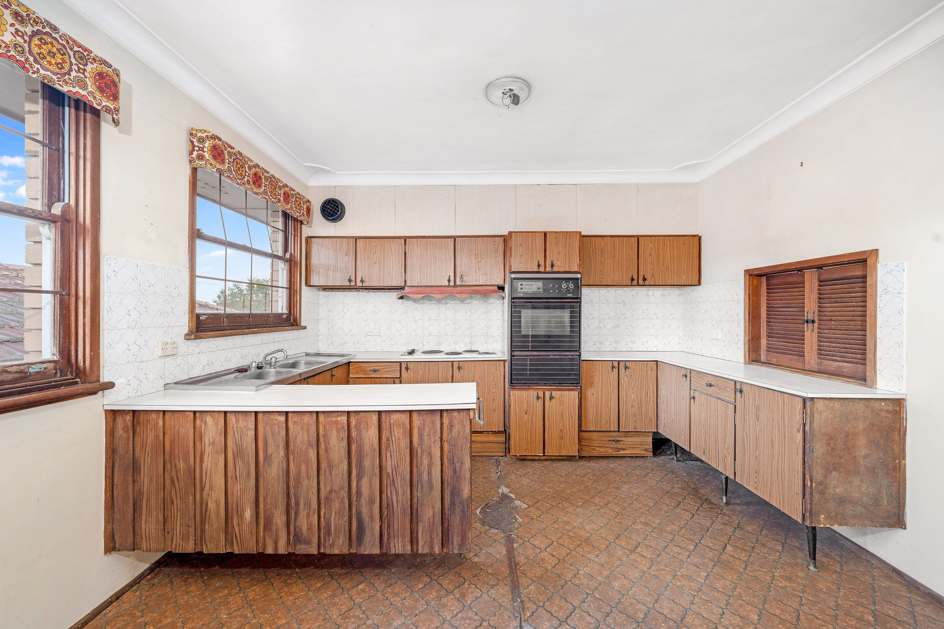 1 Anembo Avenue, Georges Hall NSW 2198, Georges Hall - Thumbnail 3
