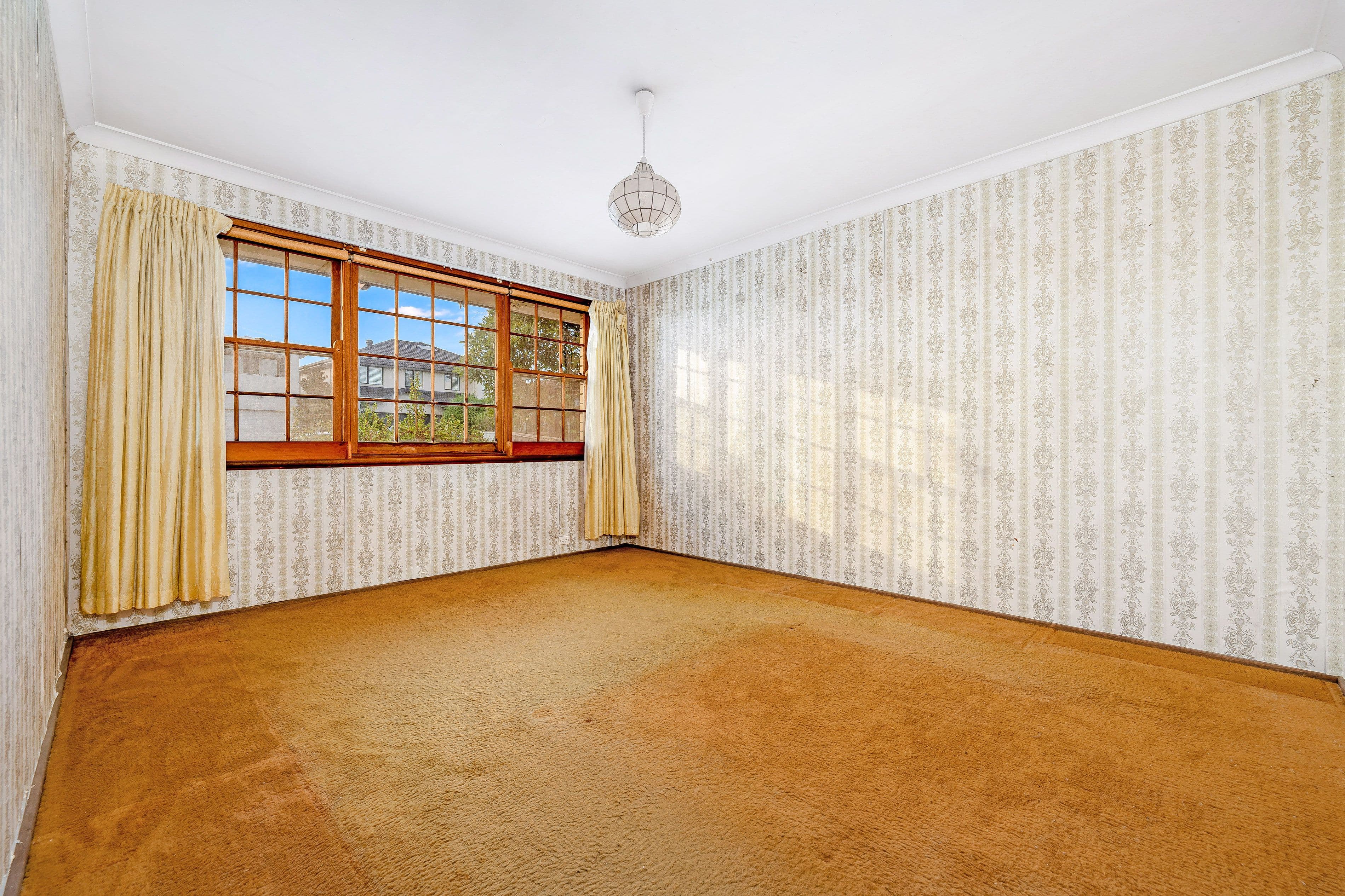 1 Anembo Avenue, Georges Hall NSW 2198, Georges Hall - Thumbnail 4