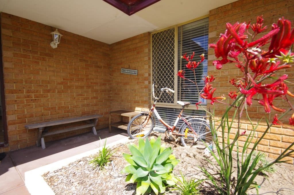 25 Foxglove Gardens, MIRRABOOKA WA 6061, Mirrabooka - Thumbnail 8