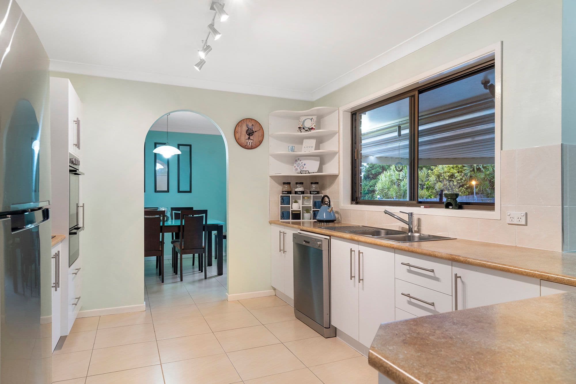 20 Harding Boulevard, Mount Warren Park QLD 4207, Mount Warren Park - Thumbnail 8