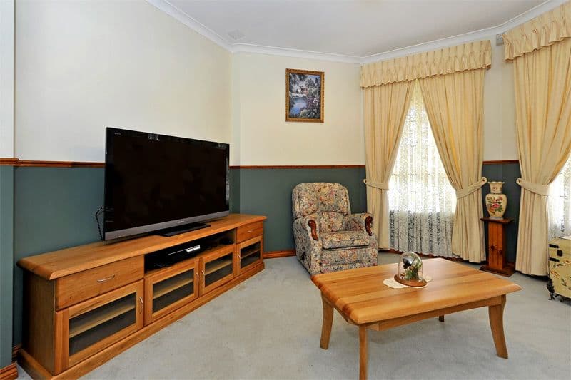 19  Beckworth Avenue, KIARA WA 6054, Kiara - Thumbnail 4