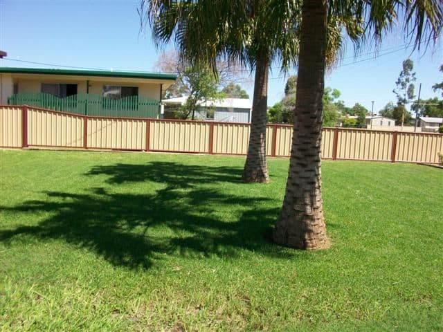 88  Hawthorne Street, ROMA QLD 4455, Roma - Thumbnail 2