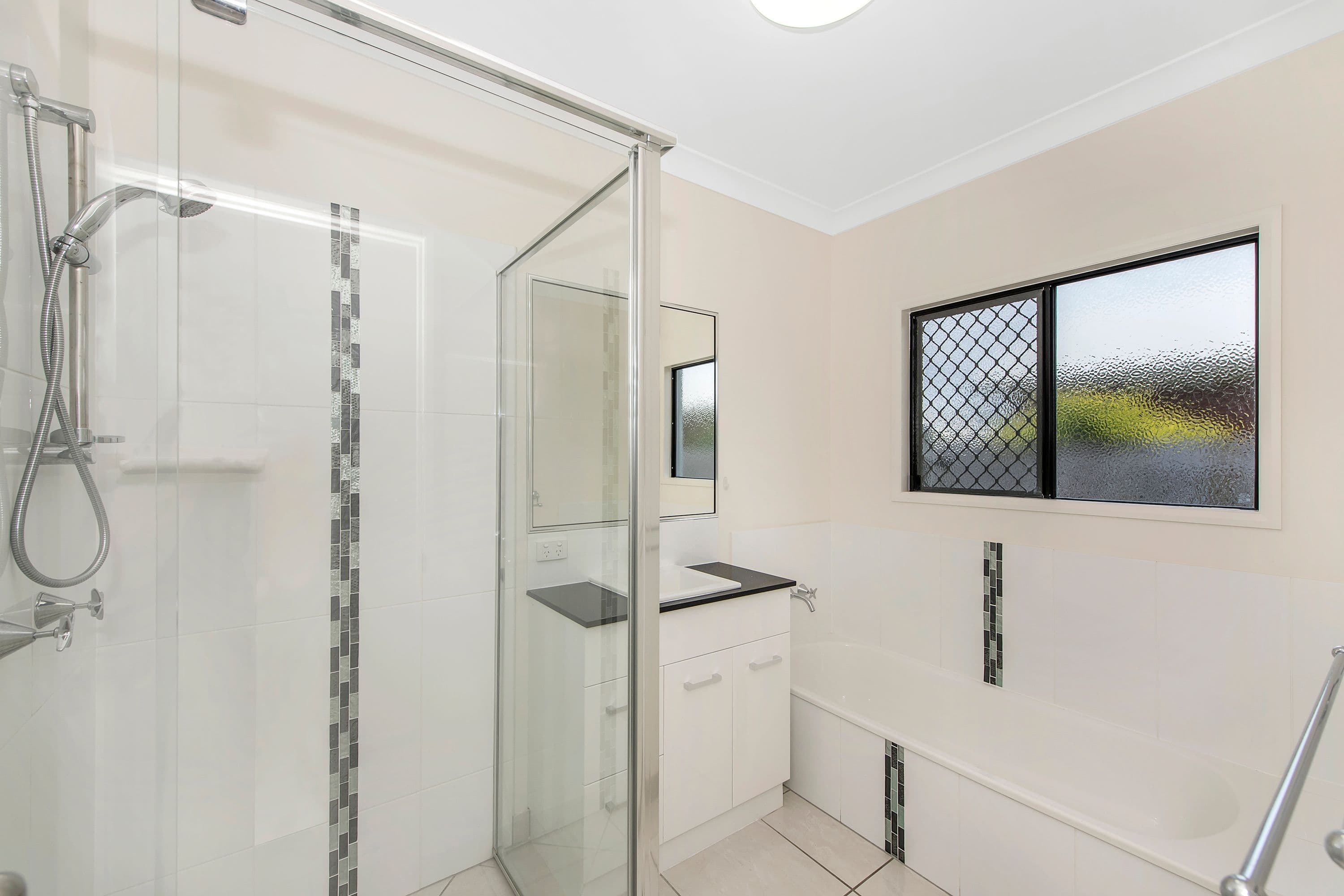 5 Yanuca Street, Burdell QLD 4818, Burdell - Thumbnail 5