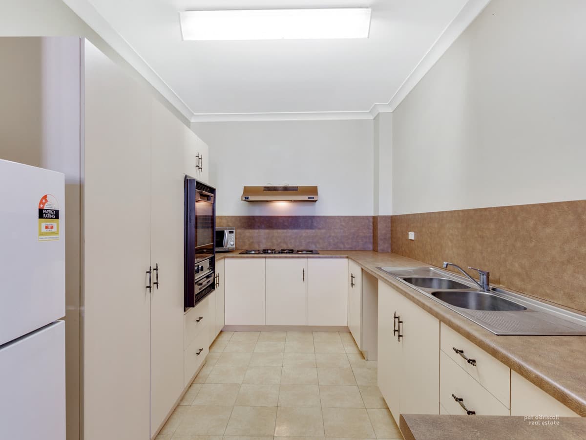 11/260 Quay Street, Rockhampton City QLD, Rockhampton City - Thumbnail 2