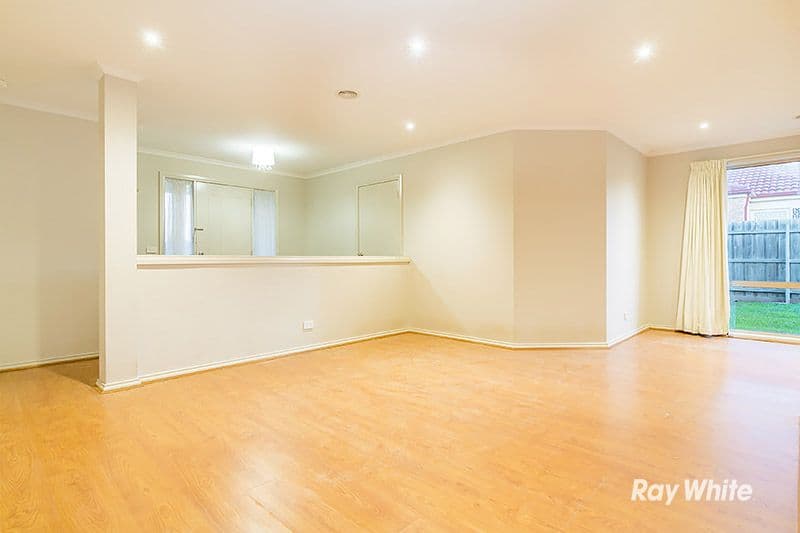 5 Aztec Place, Cranbourne VIC 3977, Cranbourne - Thumbnail 3