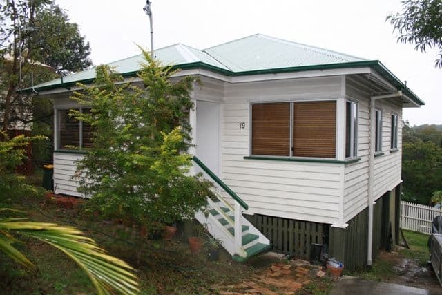 19 Quirinal Crescent, SEVEN HILLS QLD 4170, Seven Hills - Image 1