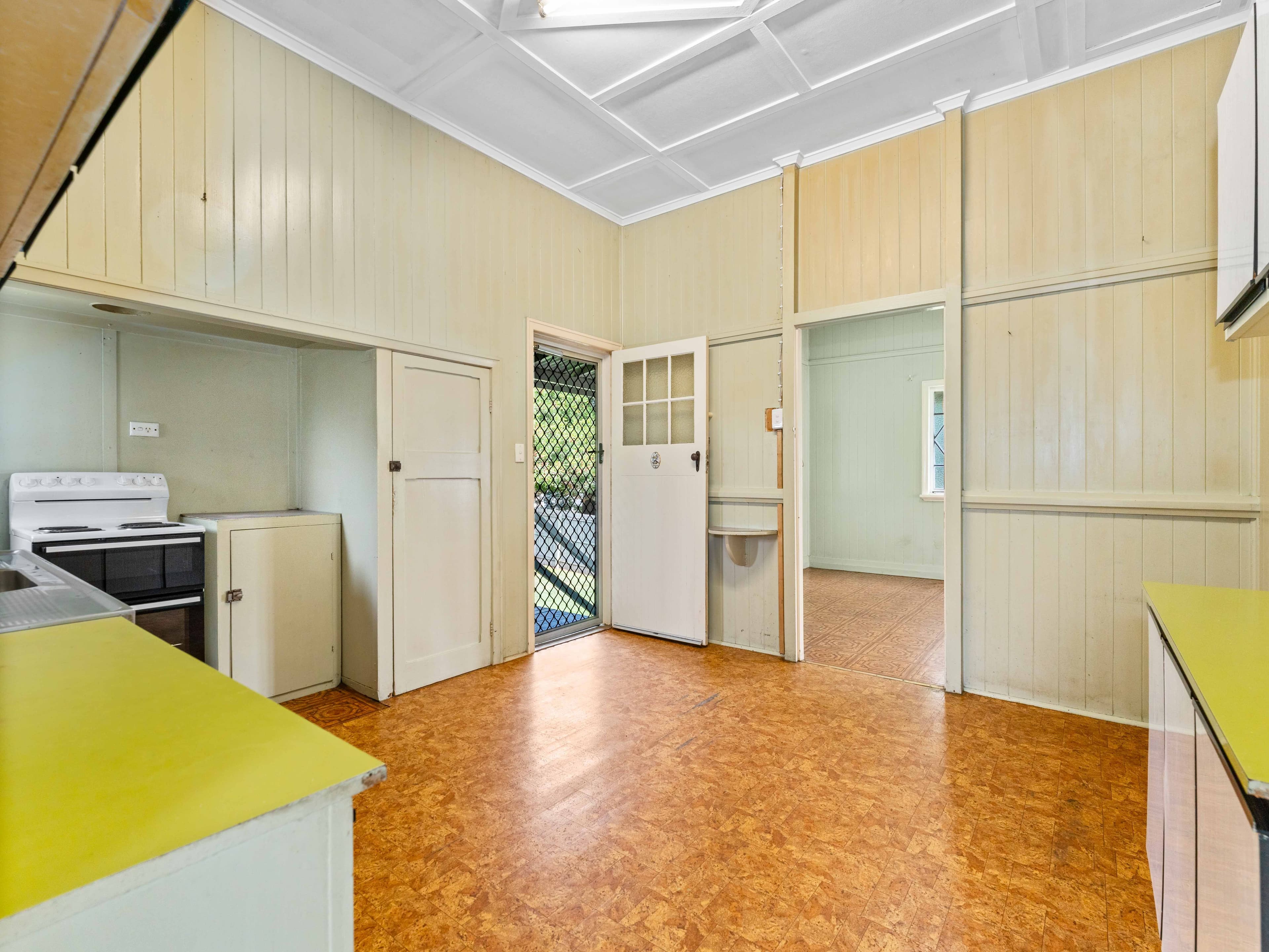 32 Wall Street, Bundamba QLD 4304, Bundamba - Thumbnail 8