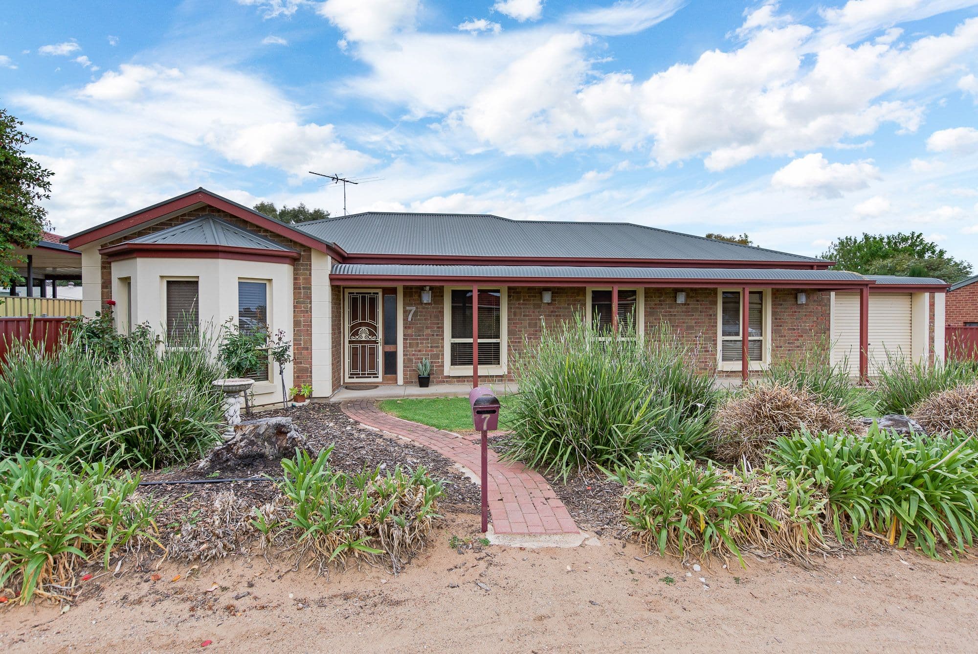 7 Raymond Road, Murray Bridge SA 5253, Murray Bridge - Image 1