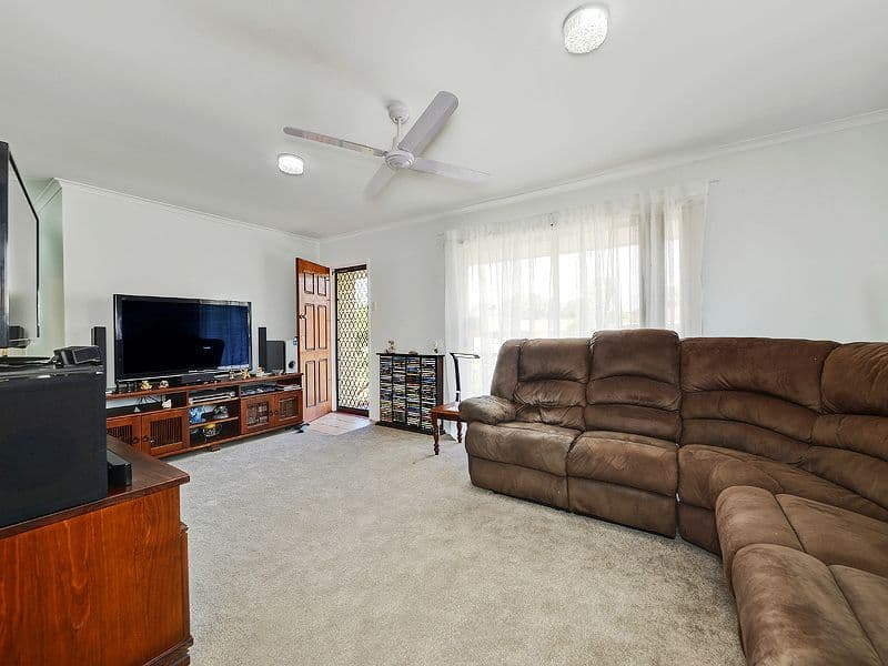 20 Williams Street, REDCLIFFE QLD 4020, Redcliffe - Thumbnail 4