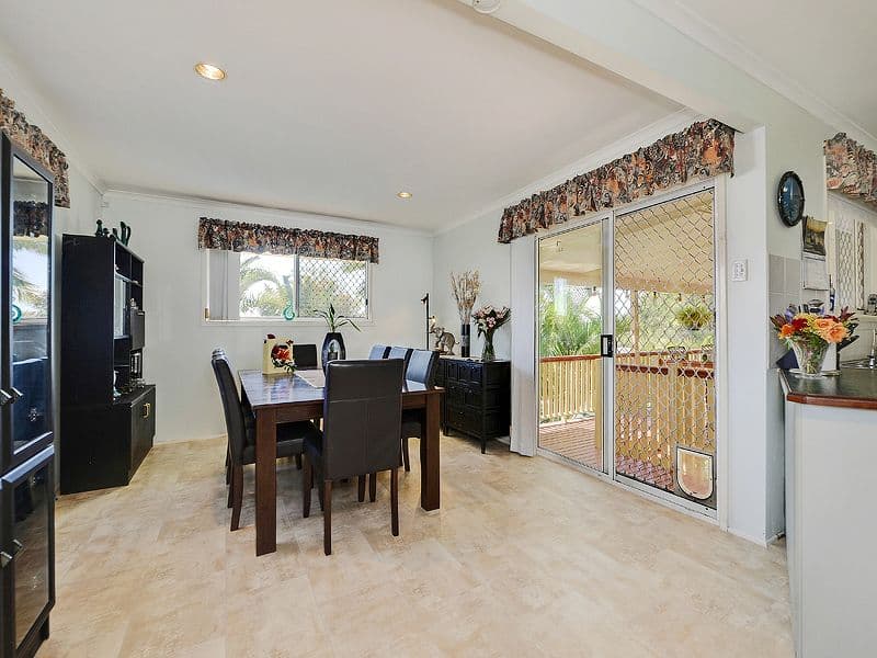 20 Williams Street, REDCLIFFE QLD 4020, Redcliffe - Thumbnail 6