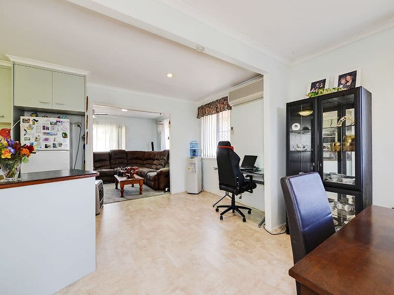 20 Williams Street, REDCLIFFE QLD 4020, Redcliffe - Thumbnail 7