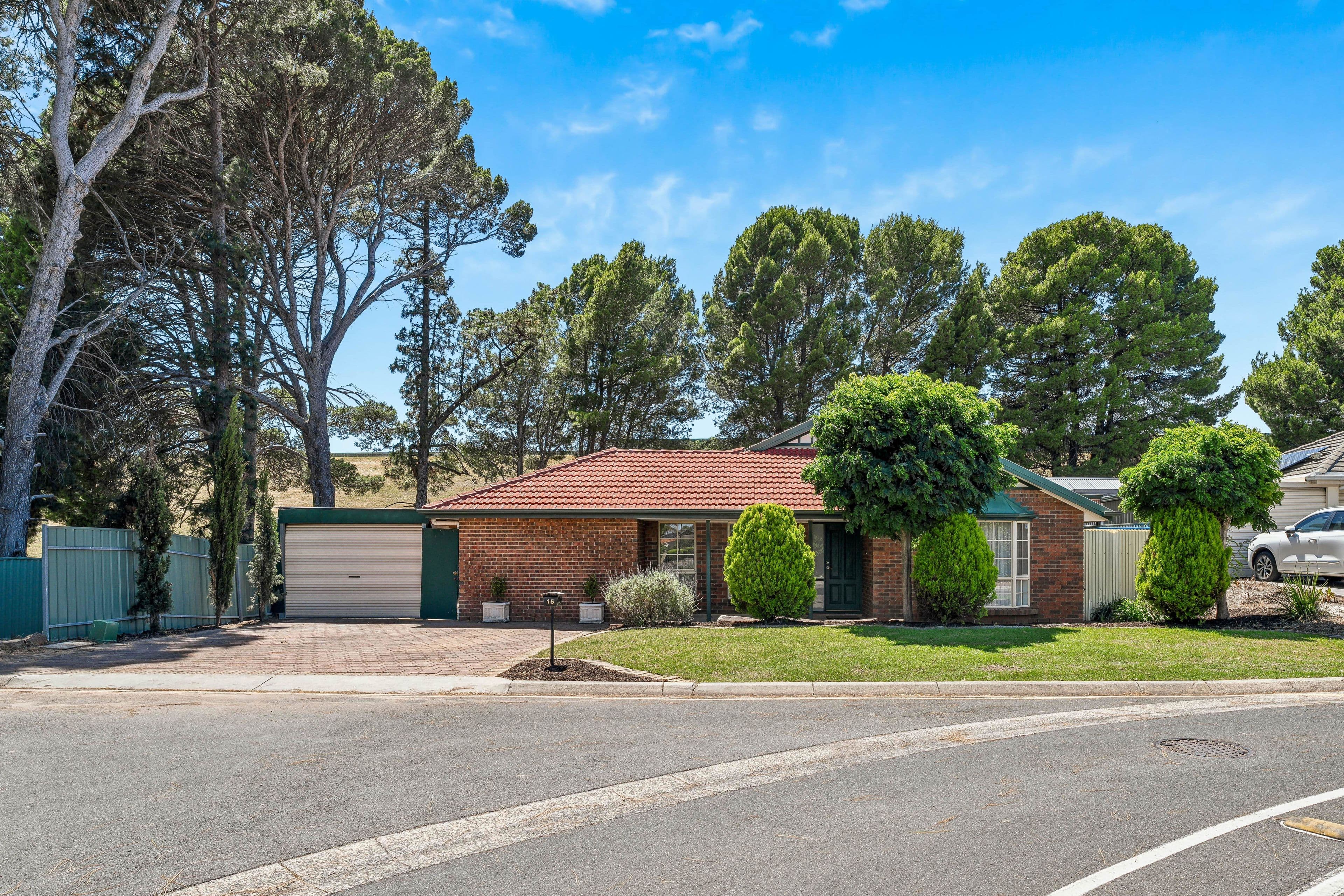 15 Oakford Crescent, Happy Valley SA 5159, Happy Valley - Image 1