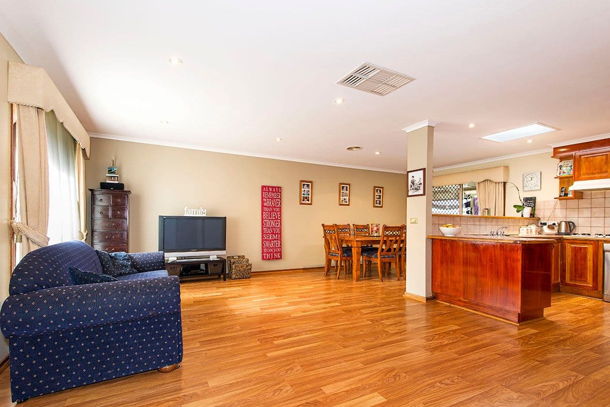 45 Mcglynn Avenue, SOUTH MORANG VIC 3752, South Morang - Thumbnail 3