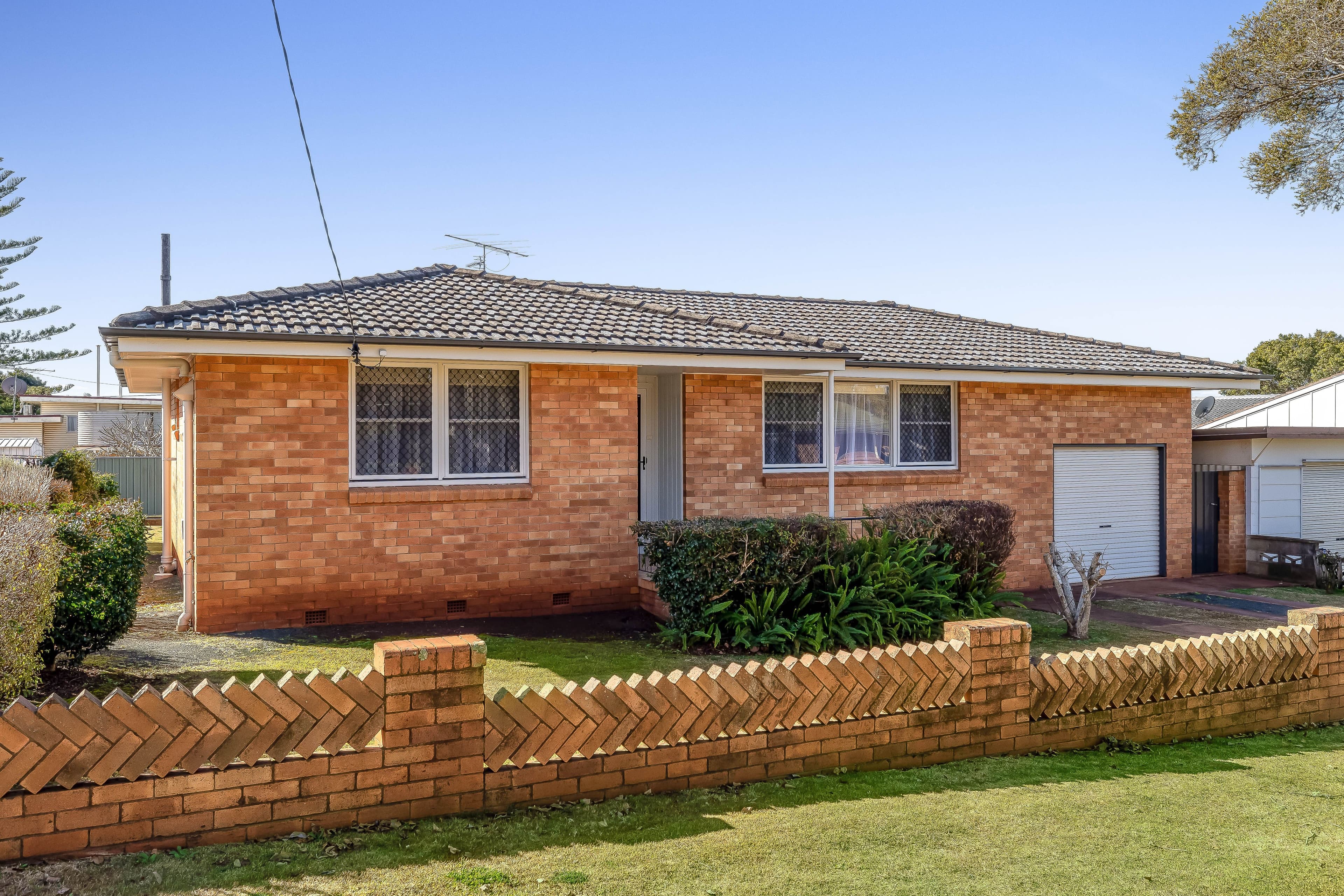 33 Flinders Street, Centenary Heights QLD 4350, Centenary Heights - Image 1
