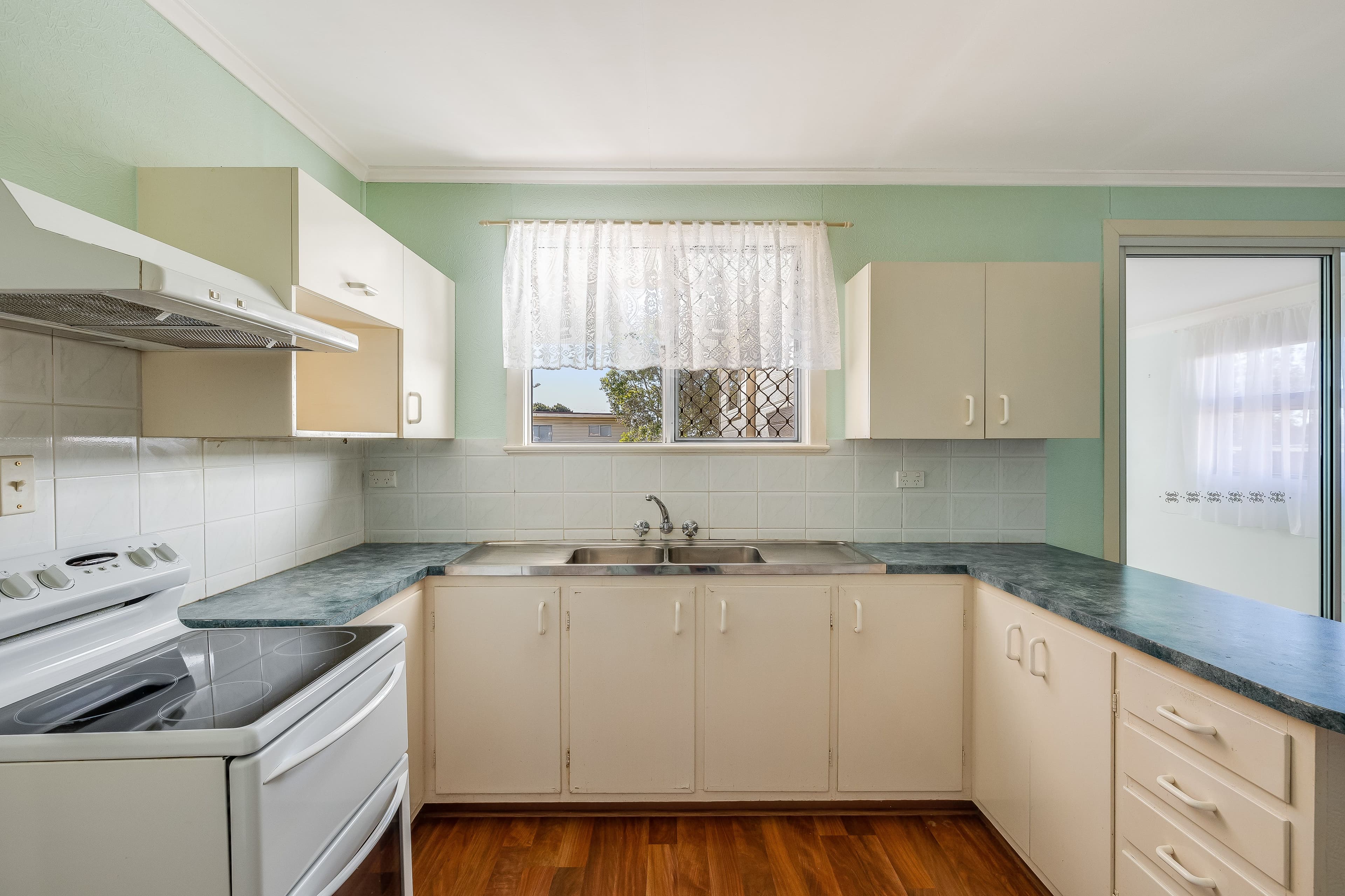 33 Flinders Street, Centenary Heights QLD 4350, Centenary Heights - Thumbnail 4