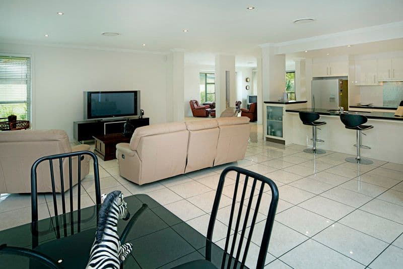 2359 Belmont Court East, HOPE ISLAND QLD 4212, Hope Island - Thumbnail 6