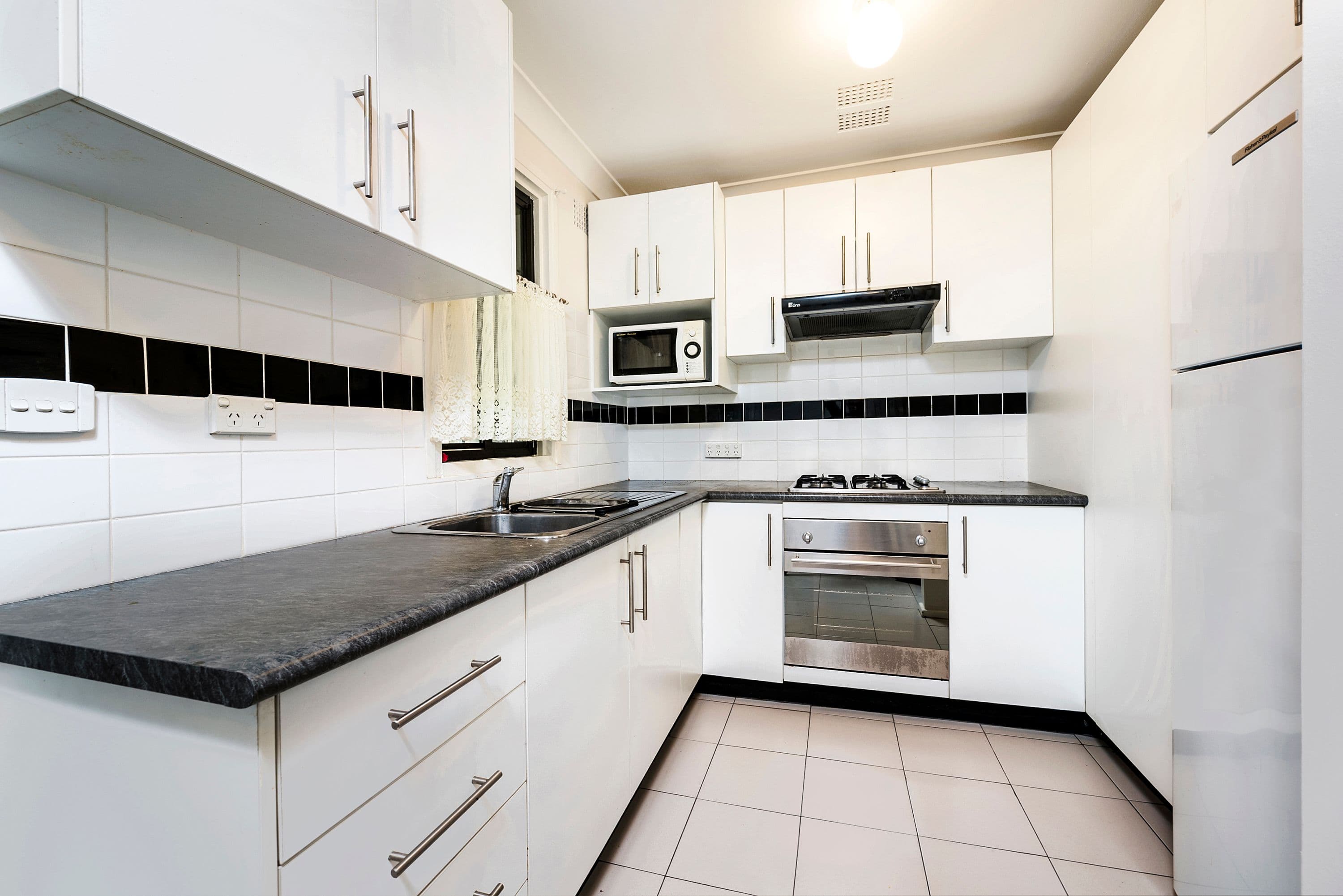 11 Bangalay Place, Macquarie Fields - Thumbnail 3