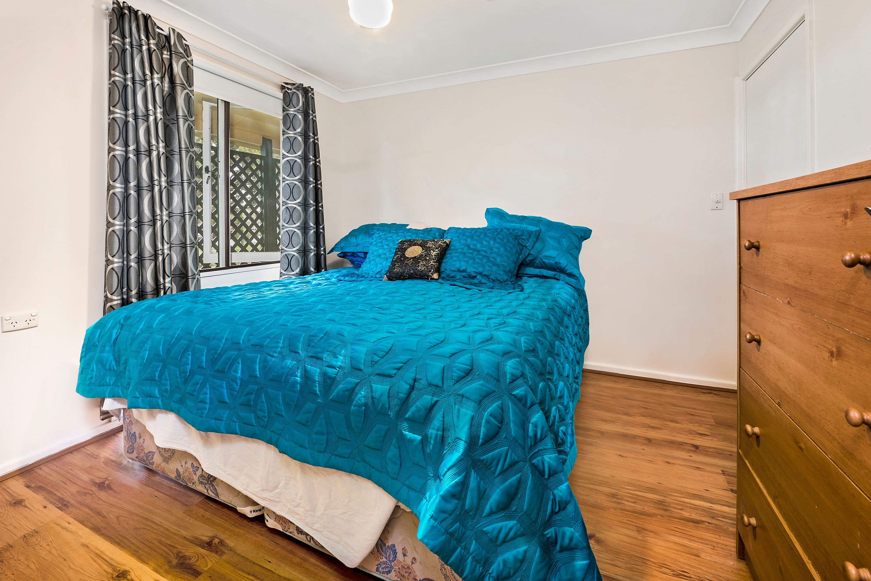 11 Bangalay Place, Macquarie Fields - Thumbnail 4
