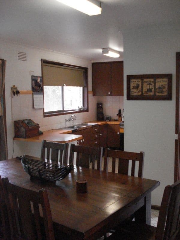 17 Cormistom Road, RINGWOOD NORTH VIC 3134, Ringwood North - Thumbnail 2