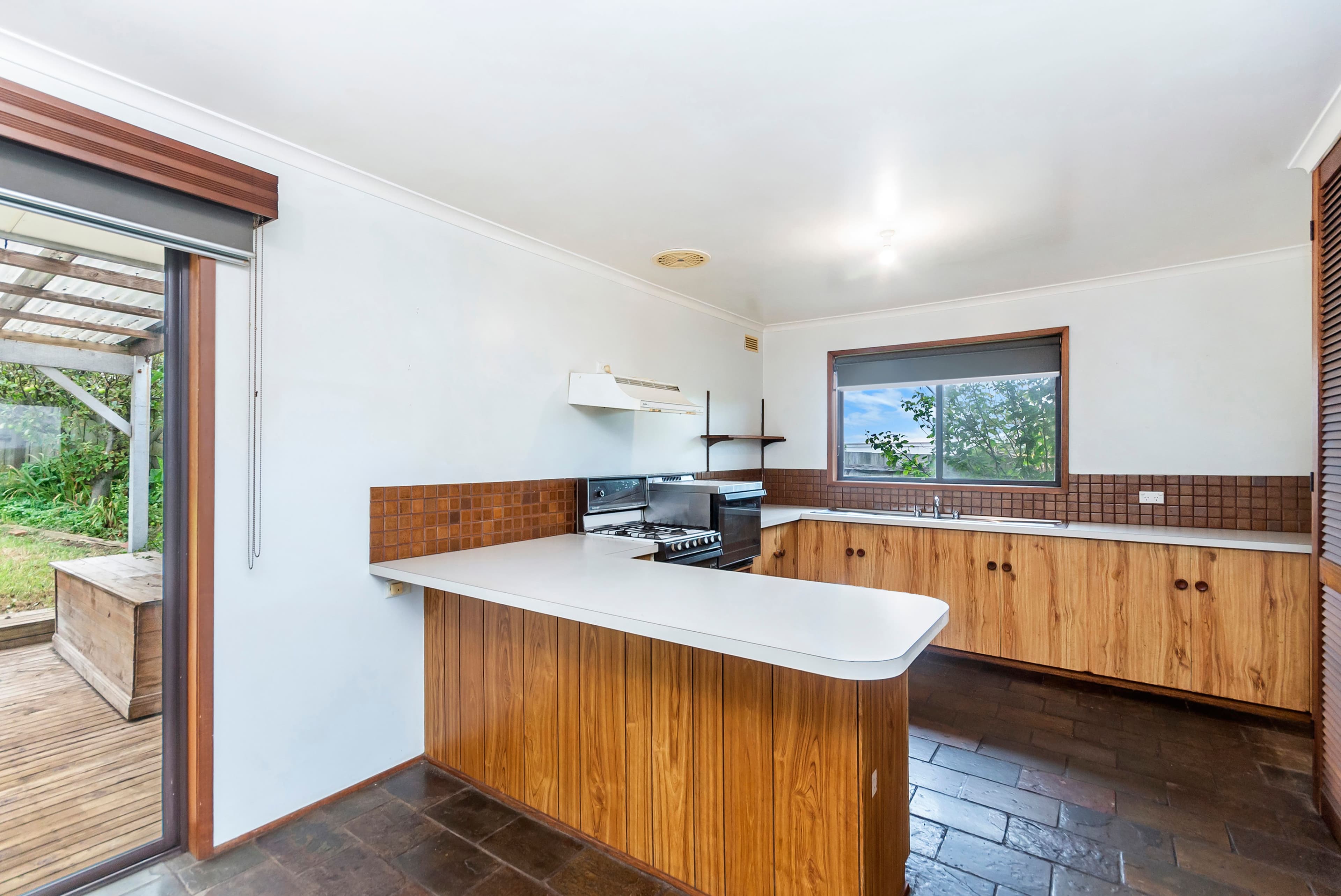66 McMeekin Road, Warrnambool VIC 3280, Warrnambool - Thumbnail 3