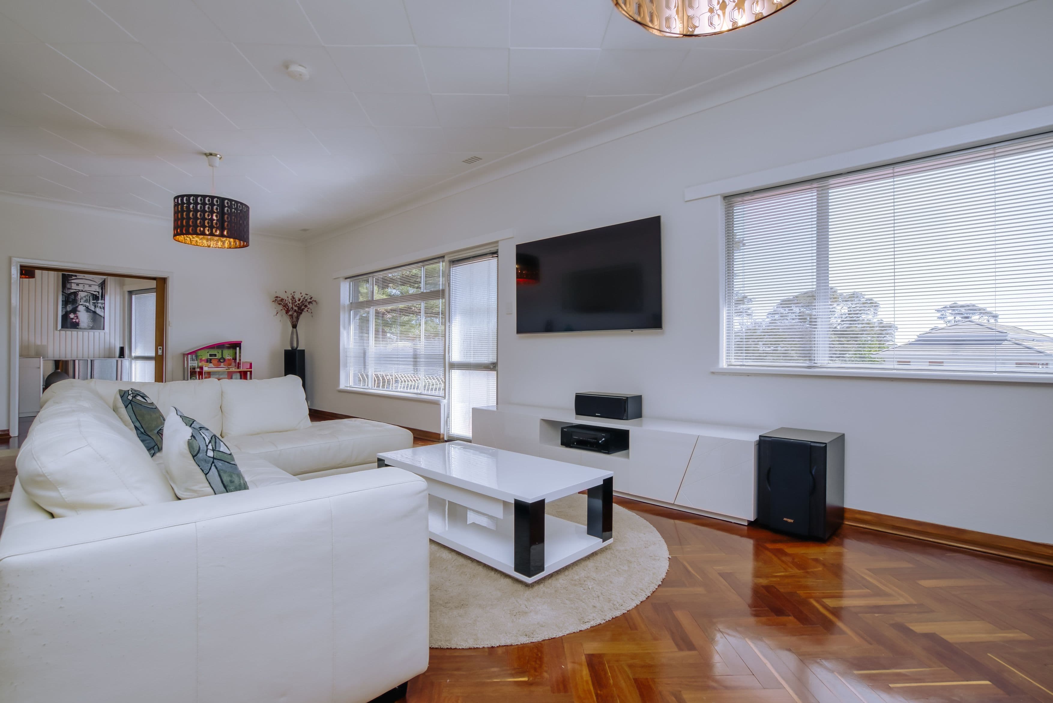 19 Templetonia Crescent, City Beach WA 6015, City Beach - Thumbnail 6