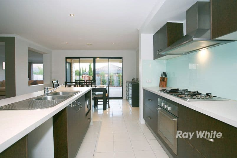 32 Melington Drive, Lyndhurst VIC 3975, Lyndhurst - Thumbnail 6