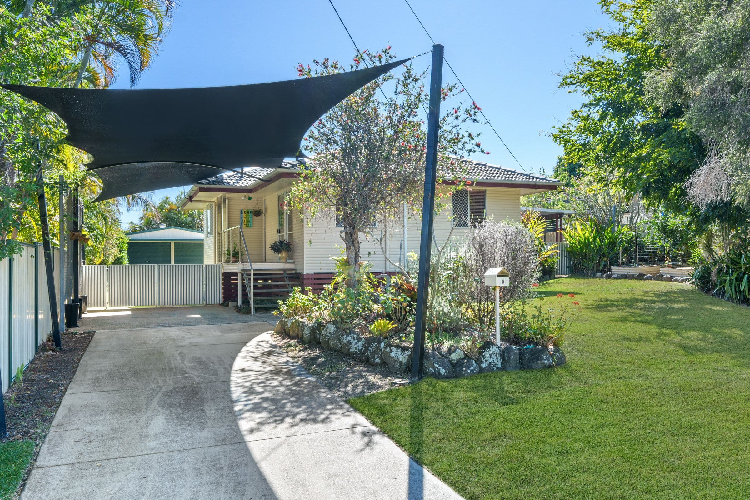 5 Nicholson Court, Kippa-Ring QLD 4021, Kippa-Ring - Thumbnail 2