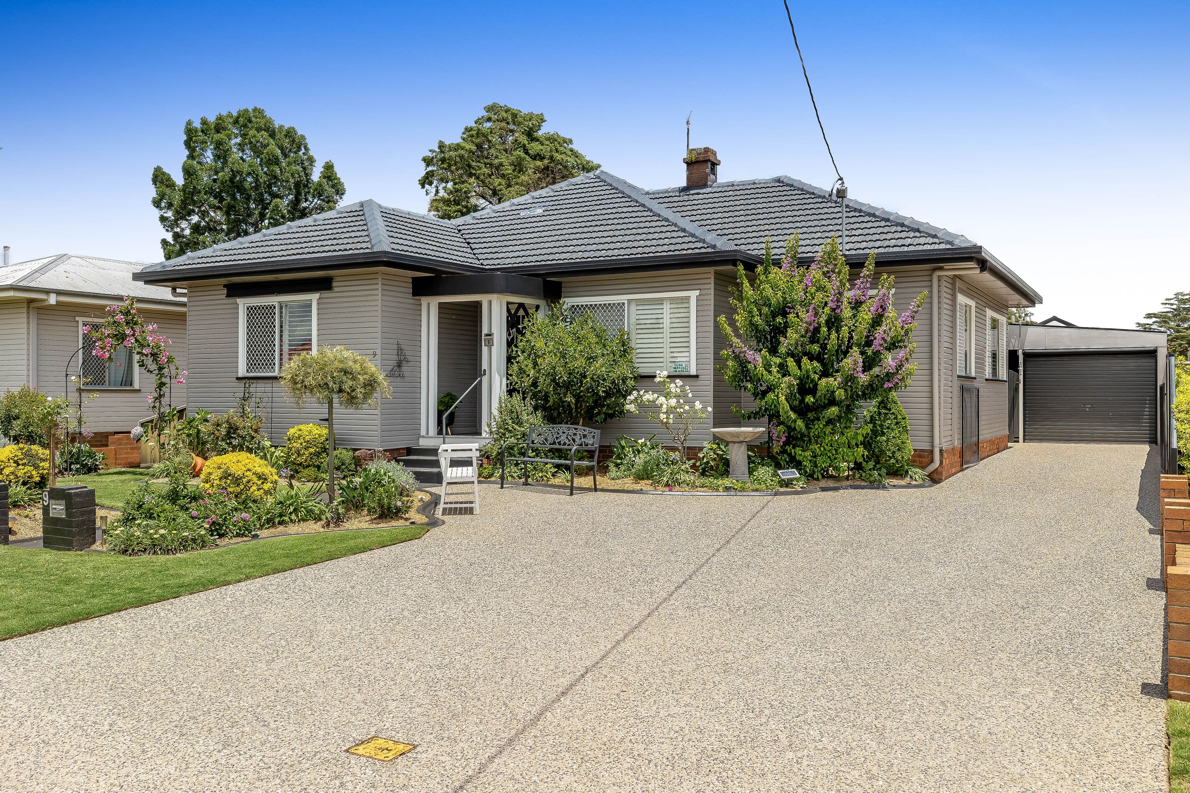 9 Rosina Street, Newtown QLD 4350, Newtown - Thumbnail 2
