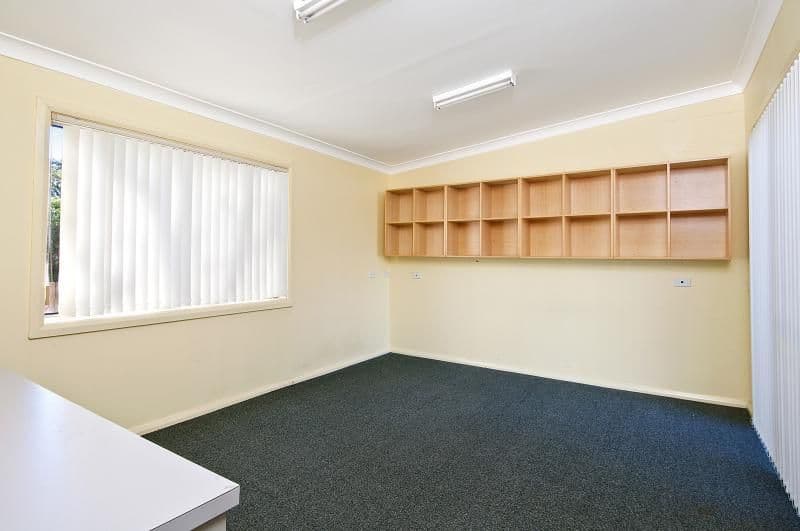 25 Bullecourt Avenue, ENGADINE NSW 2233, Engadine - Thumbnail 4
