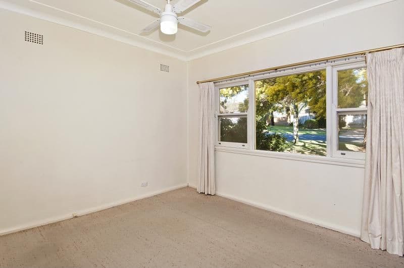 25 Bullecourt Avenue, ENGADINE NSW 2233, Engadine - Thumbnail 5