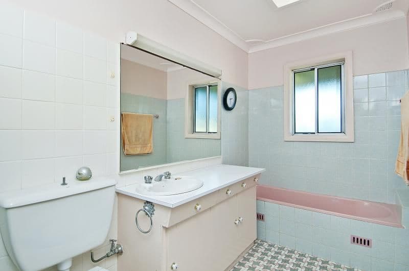 25 Bullecourt Avenue, ENGADINE NSW 2233, Engadine - Thumbnail 6