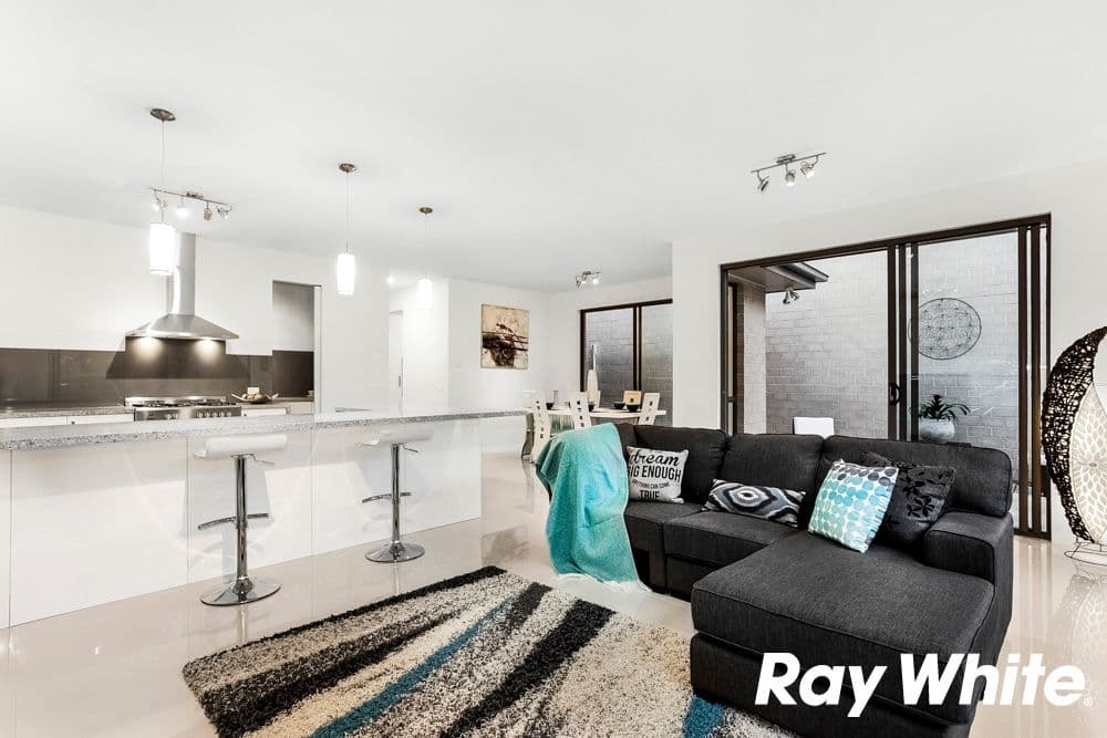 18 Elm Grove, Mount Waverley VIC 3149, Mount Waverley - Thumbnail 4